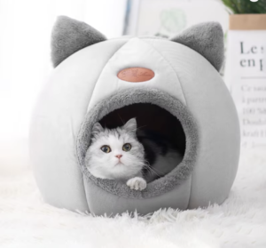 panier douillet pour chat avec intérieur chaud pour le sommeil du chat